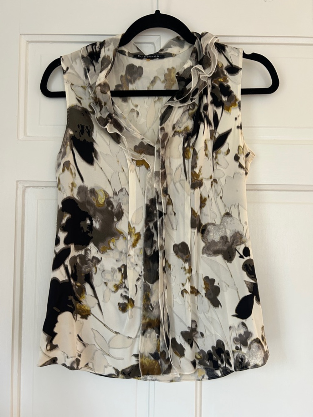 Elie Tahari Cream Floral Sleeveless Blouse
